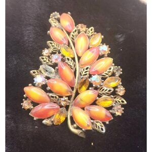 TURNING LEAF BROOCH RIVOLI GLASS SIGNED ART